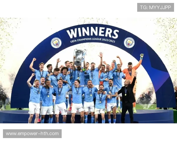 曼城新赛季战术调整引发球迷热议球队阵容或迎重大变化